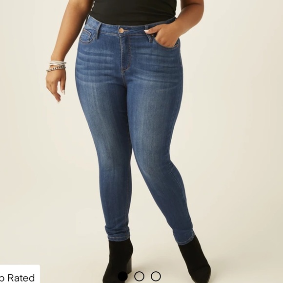 Molly & Isadora Leroy mid rise skinny jeans. Size 30 - Picture 1 of 3